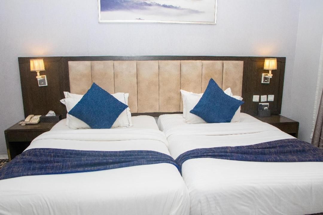 Perfecto La Villa Hotel And Suites Lagos Eksteriør bilde