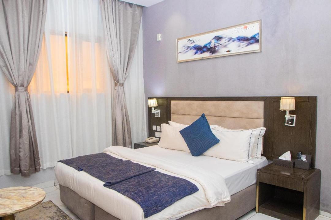 Perfecto La Villa Hotel And Suites Lagos Eksteriør bilde