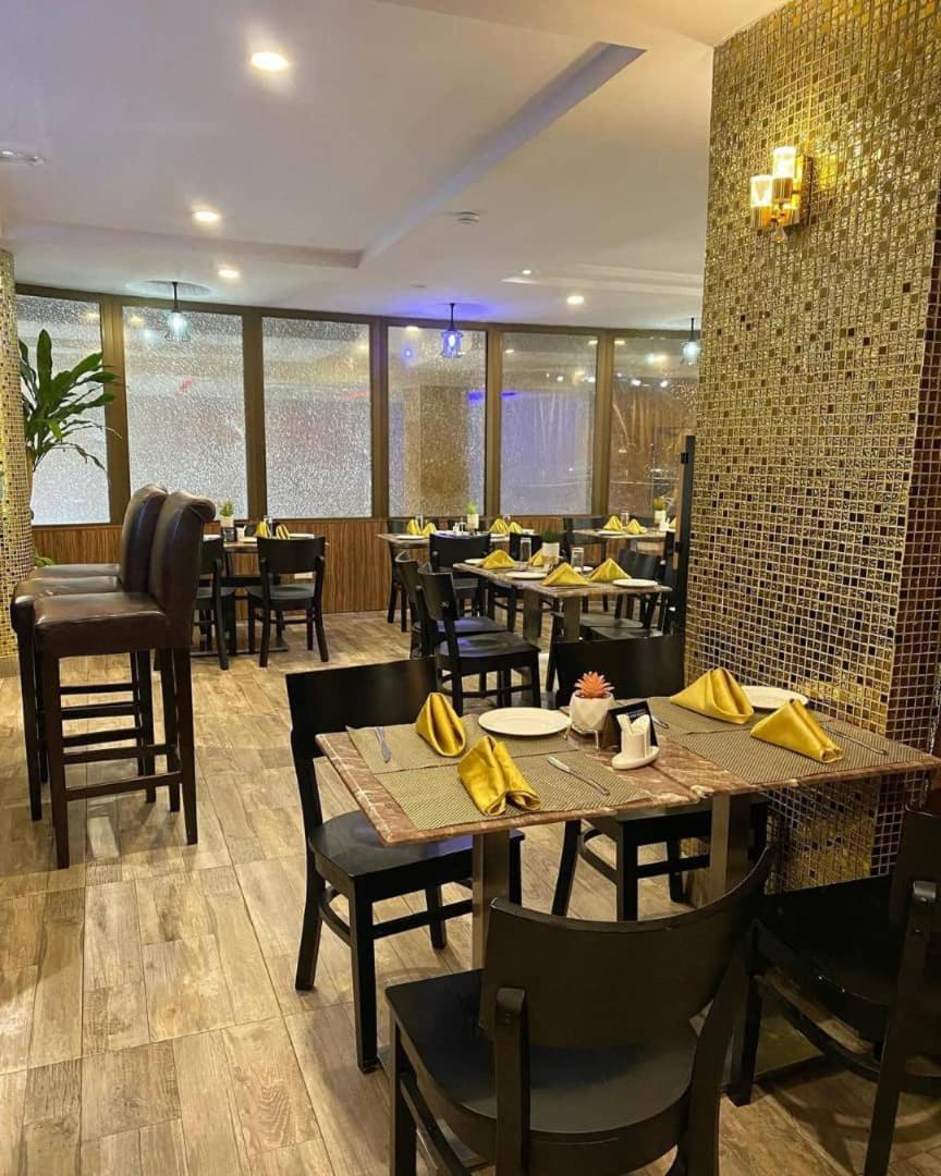 Perfecto La Villa Hotel And Suites Lagos Eksteriør bilde